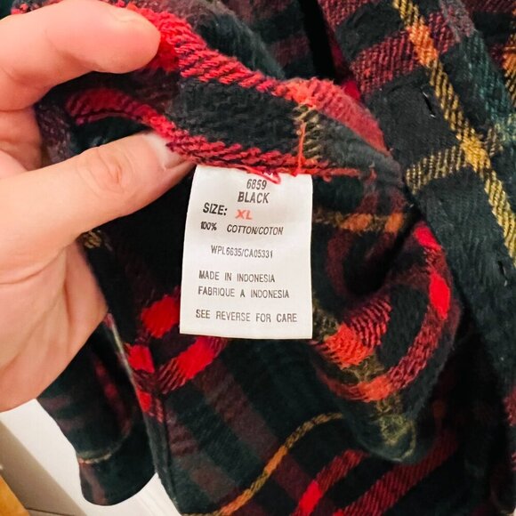 Vintage Woolrich Heavy Weight Thick Flannel Button Down Size XL - Picture 6 of 16